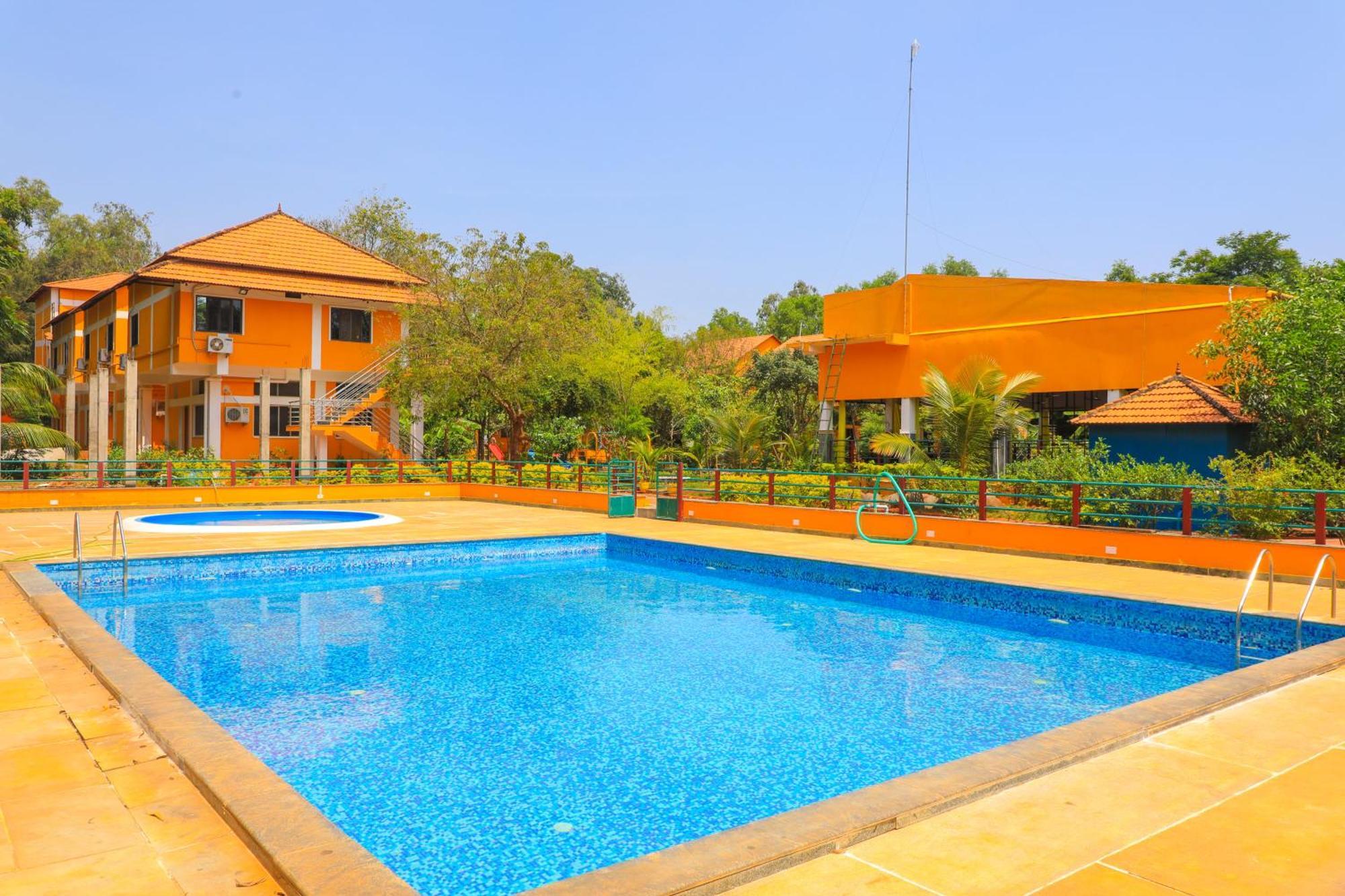 Auro Wellness Castle Hotell Pondicherry Exteriör bild