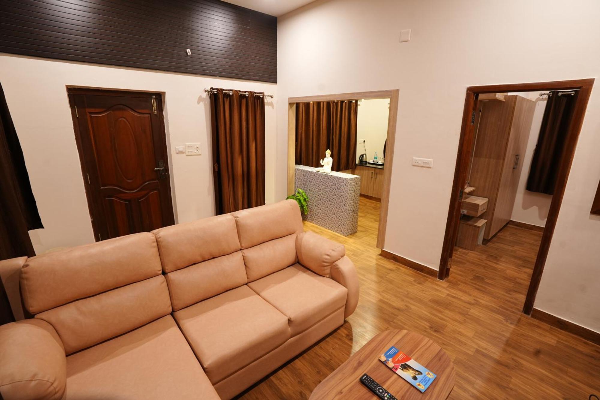 Auro Wellness Castle Hotell Pondicherry Exteriör bild